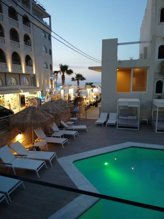 Pool Mari Kristin Beach Hotel