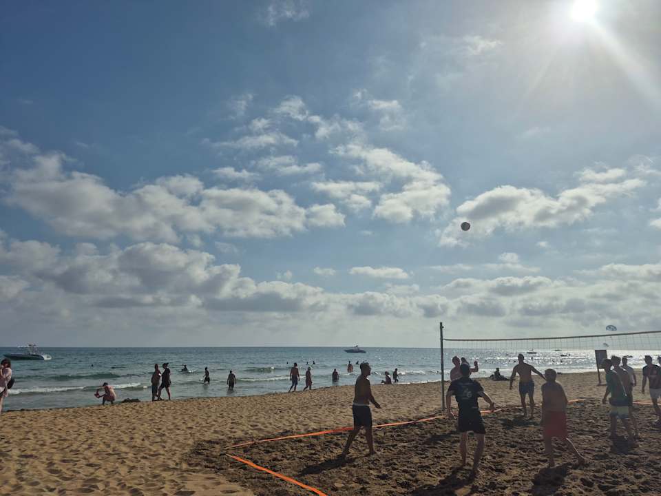 Strand Alba Queen Hotel