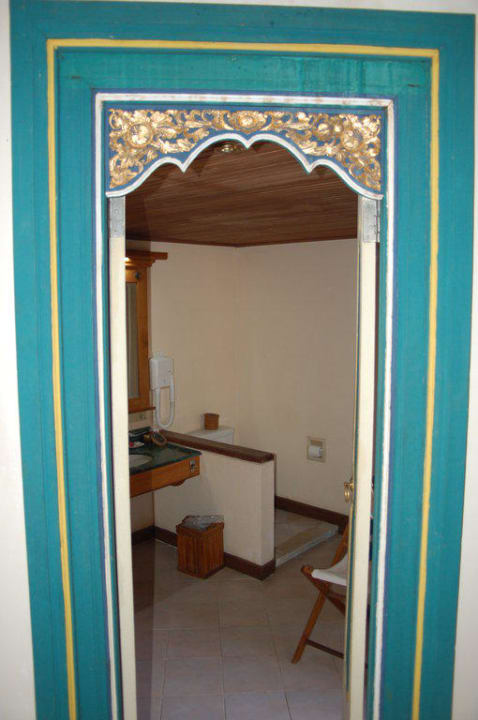 Blick ins Badezimmer Puri Bagus Lovina