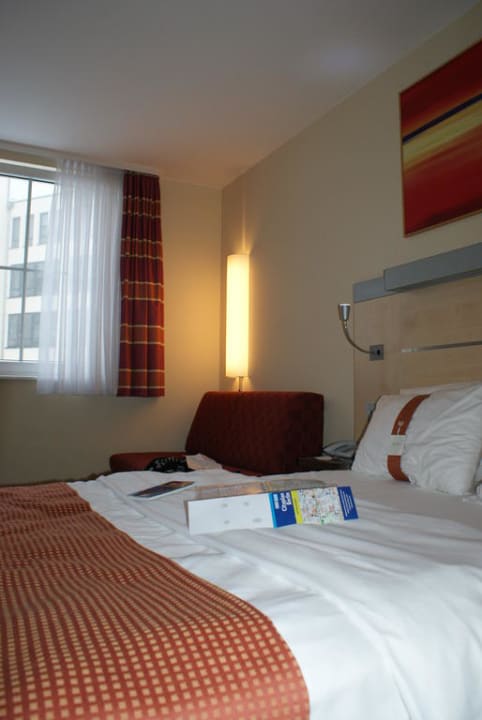 Unser Zimmer Holiday Inn Express Berlin City Center