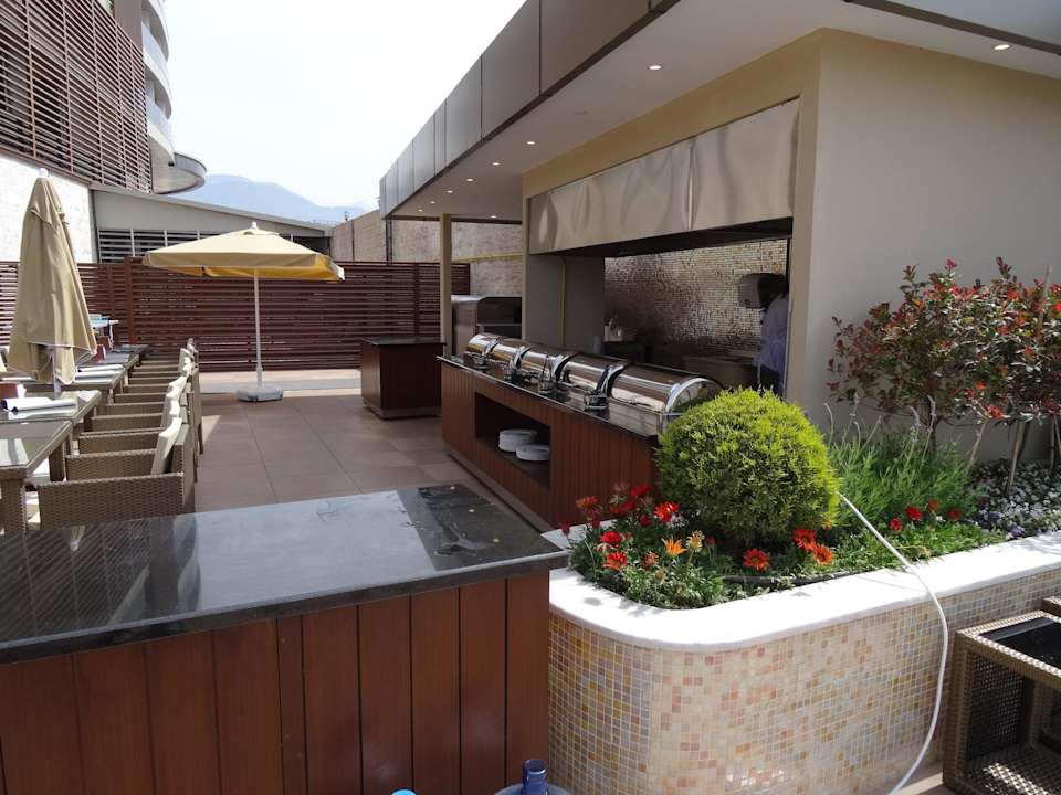 Essbereich außen Michell Hotel & Spa