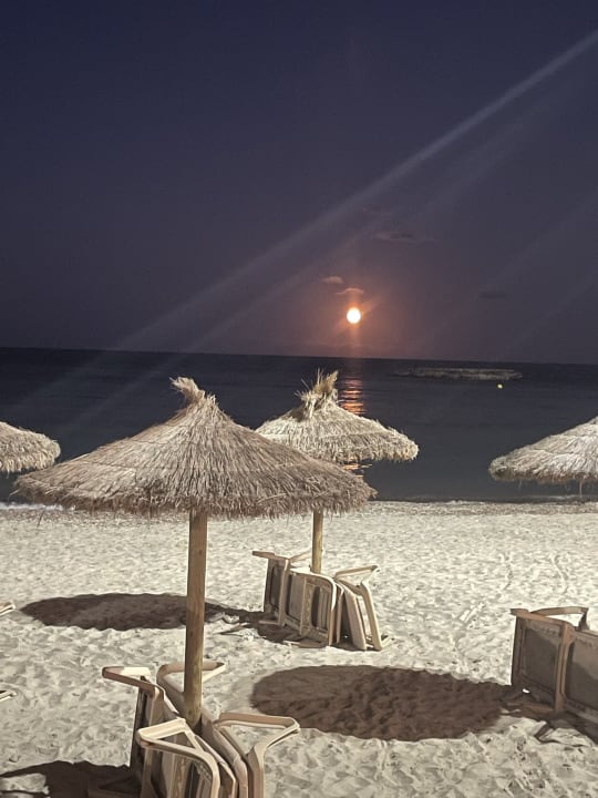 Strand Hotel Club S'Illot