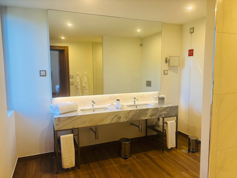 Zimmer Boeira Garden Hotel Porto Gaia, Curio Collection by Hilton