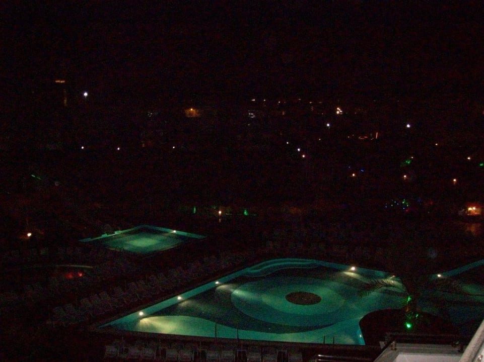 Pool bei Nacht My Home Resort