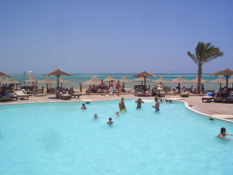 Am Strand der Pool Riviera Aqua Park Resort