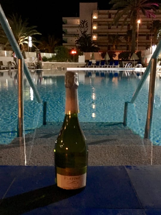 Pool Bull Escorial & Spa