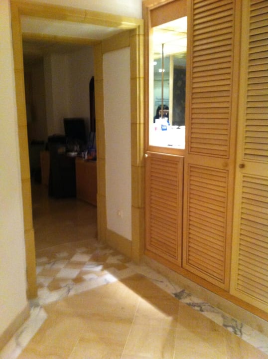 Gang im Zimmer Radisson Blu Palace Resort & Thalasso Djerba