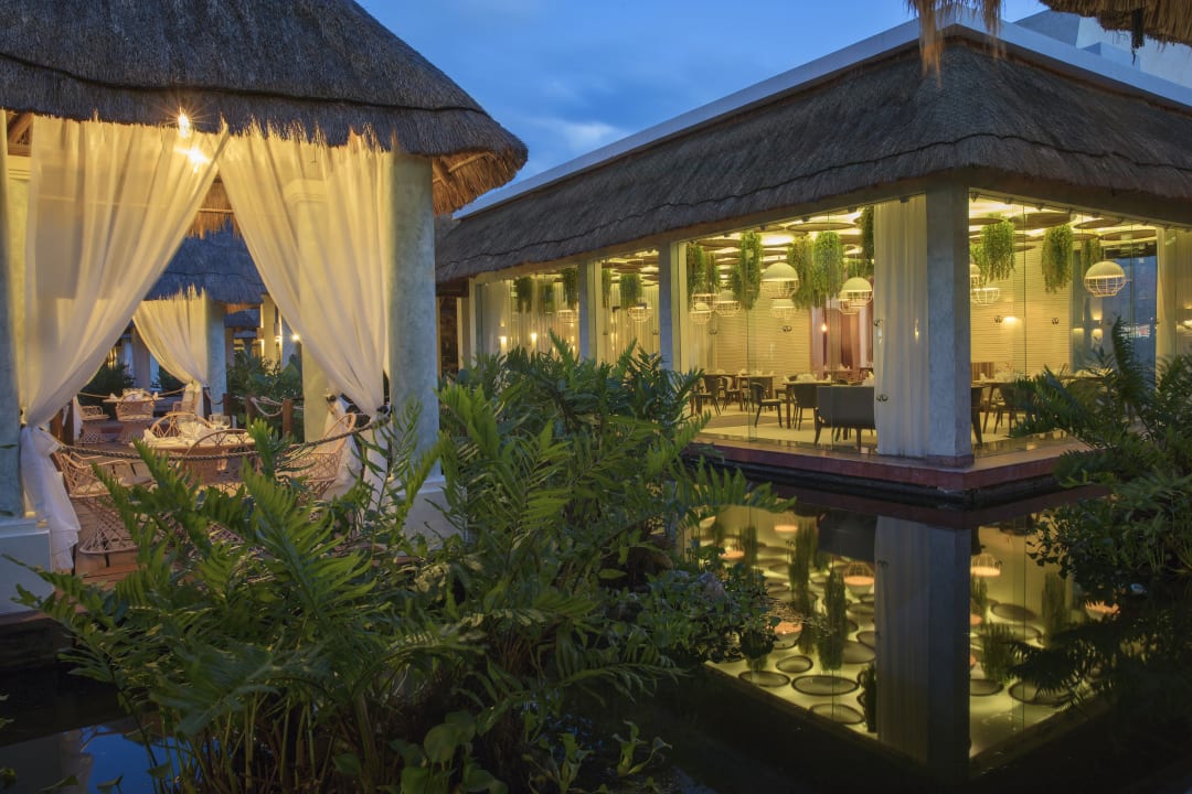 Restaurant TRS Yucatan Hotel - Adults only