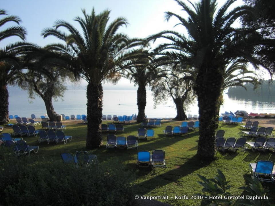 Garten am Strand Grecotel LUXME Daphnila Bay