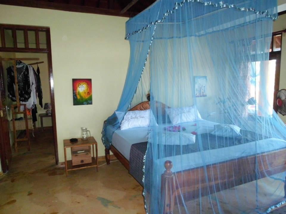 Suite II - 2m Bett mit Moskitonetz Villa Lucky Star