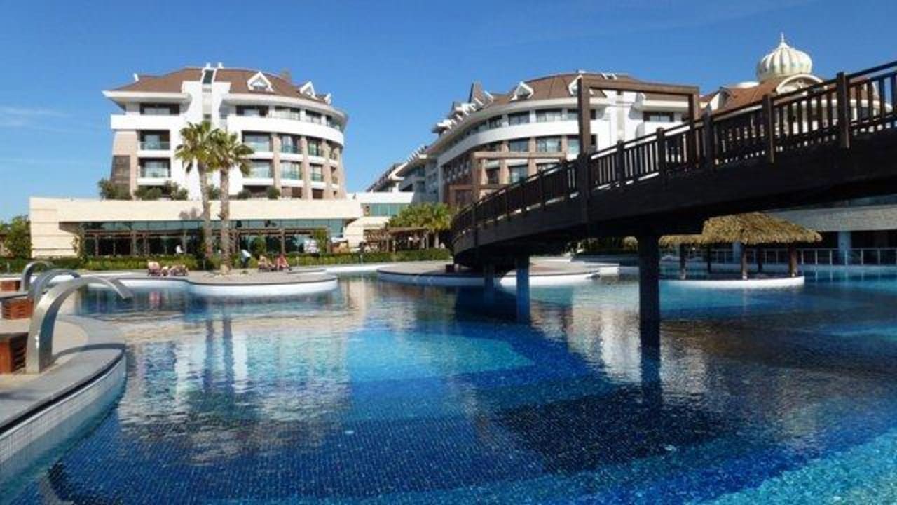 Poolanlage und Hotel Sherwood Dreams Resort