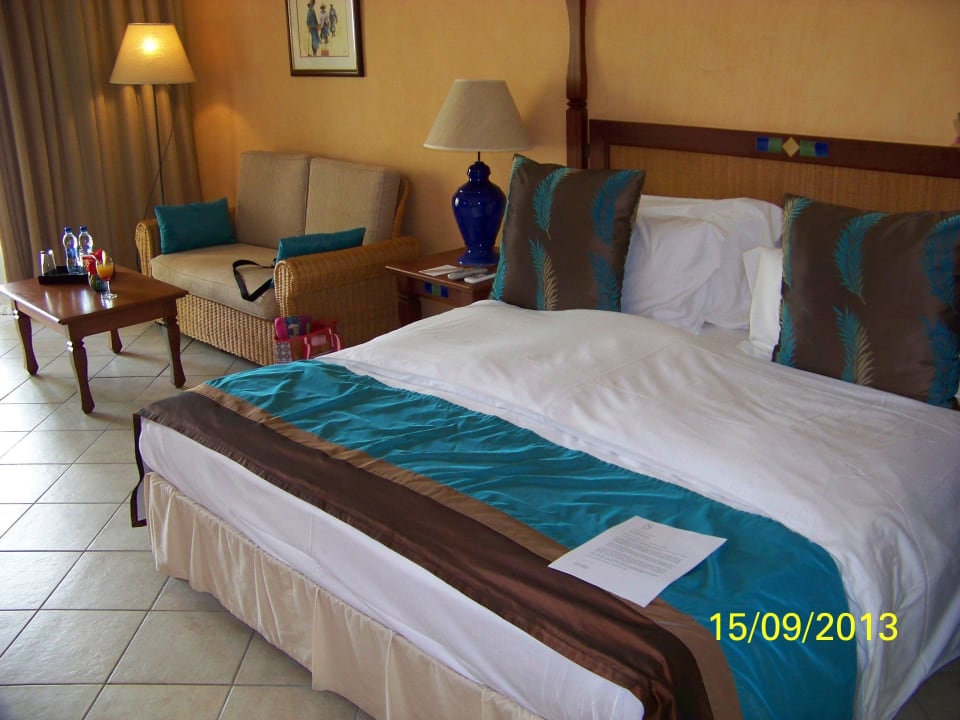 Sauberes und vorallem bequemes Bett Sands Suites Resort & Spa