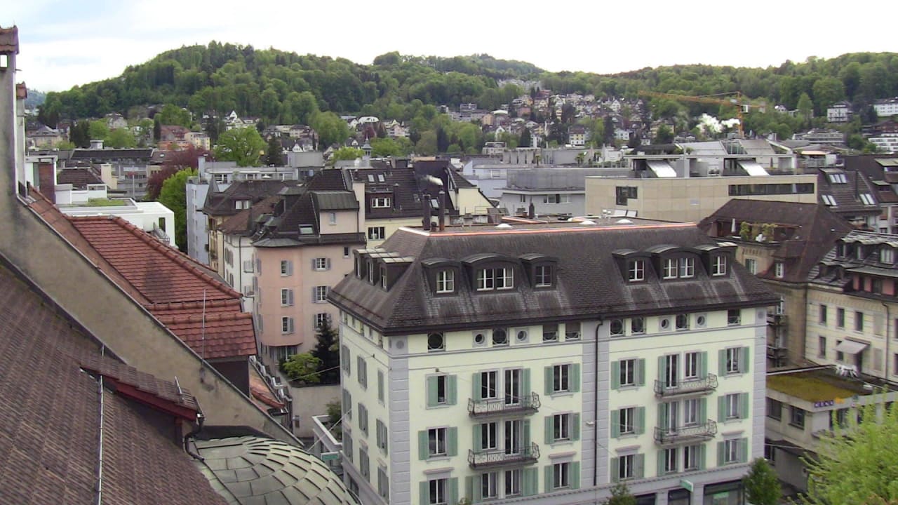 Platz vor dem Hotel The Hotel Lucerne, Autograph Collection