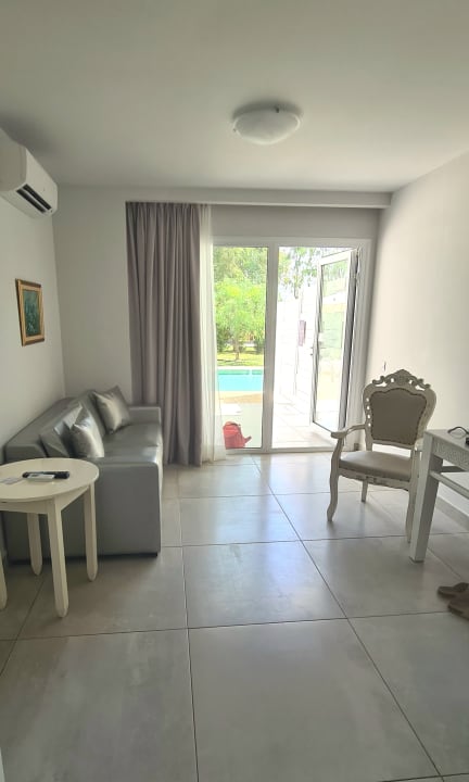 Zimmer Sandy Villas Resort