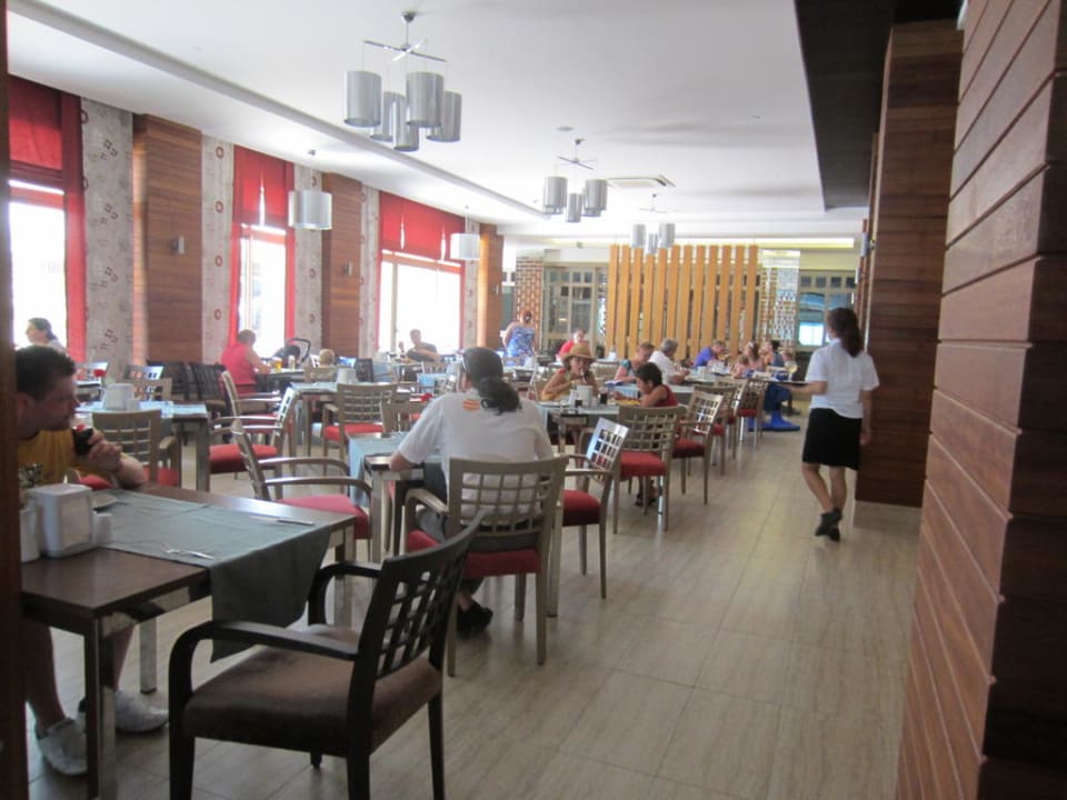 Essplätze Port Side Resort Hotel