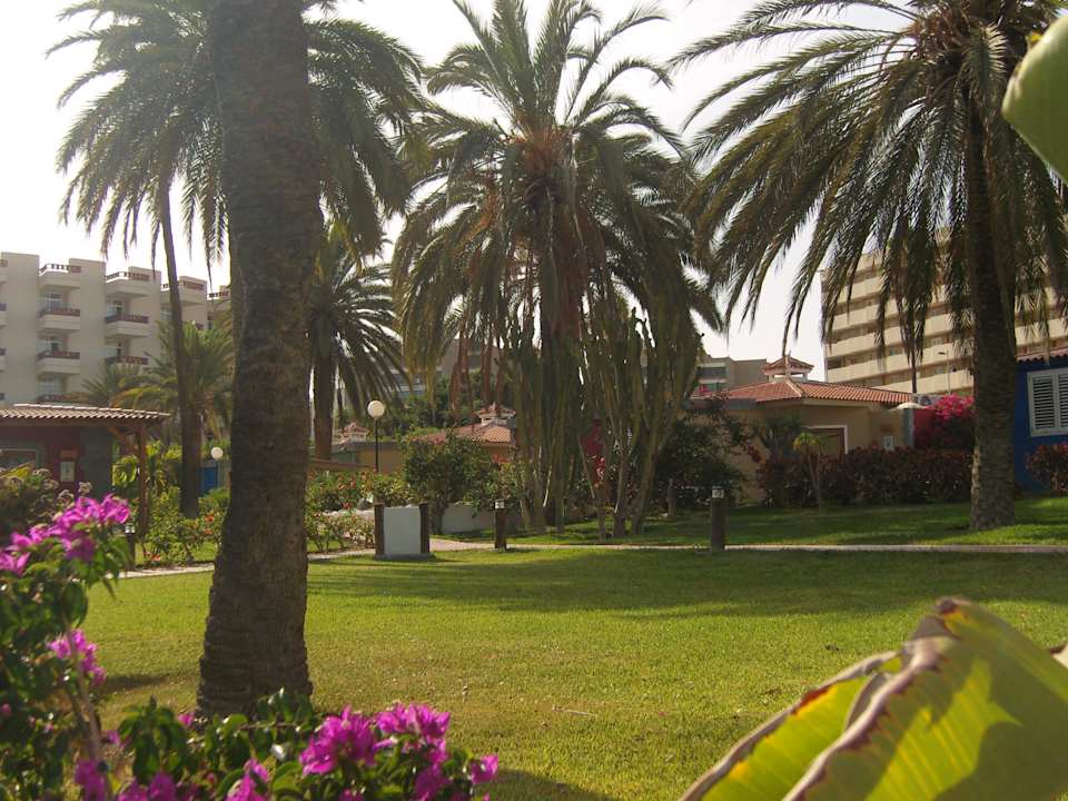 Gartenanlage HL Miraflor Suites Hotel
