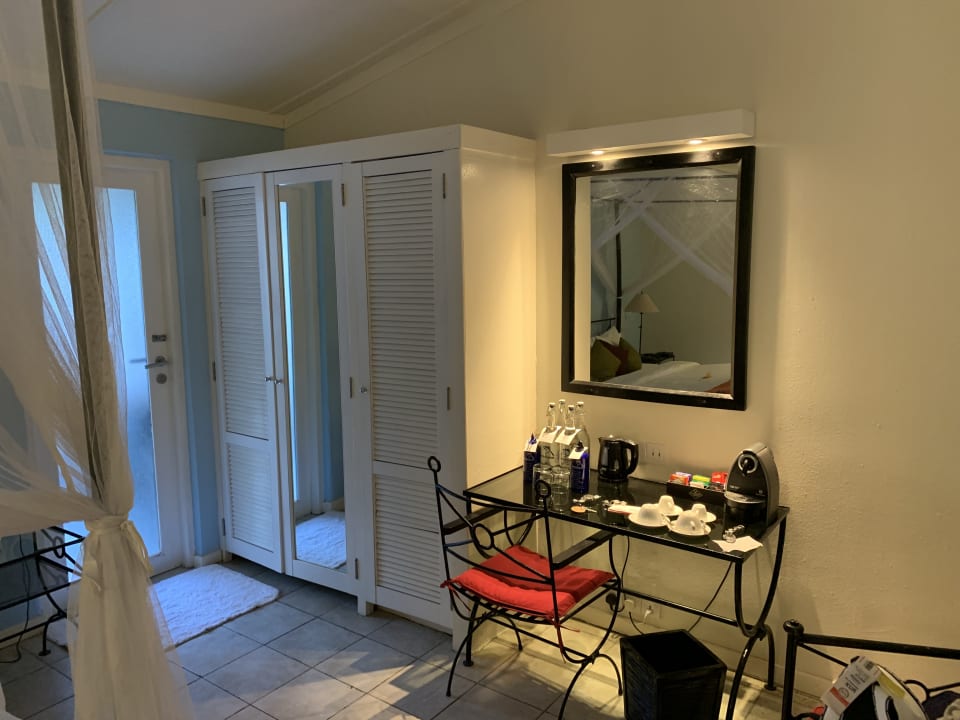 Zimmer Kuredu Island Resort & Spa