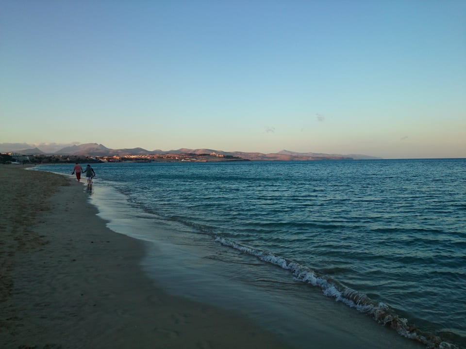 Strand, links über Felsen erreichbar H10 Tindaya
