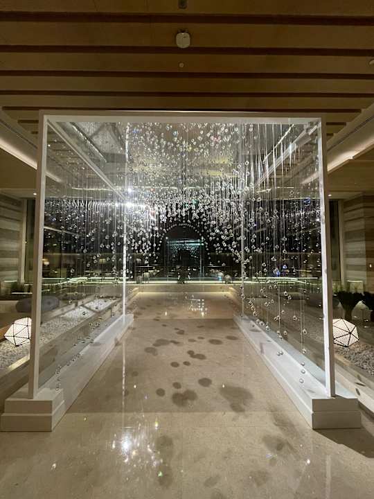 Lobby Saadiyat Rotana Resort &  Villas