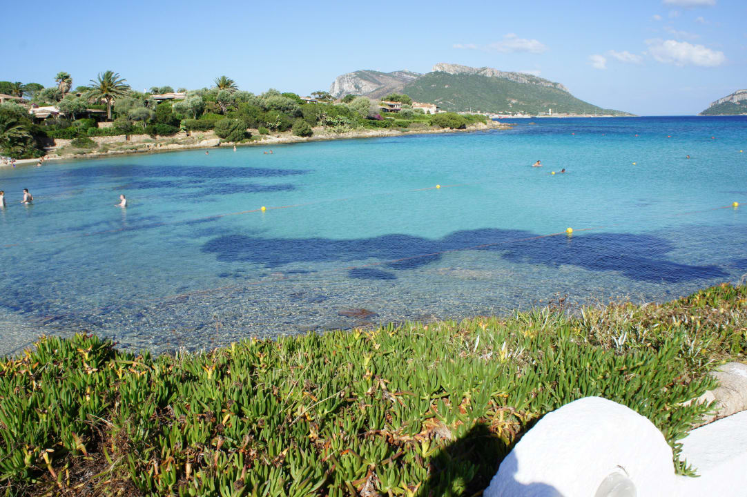 Ausblick Bucht vor dem Hotel Hotel Resort & Spa Baia Caddinas