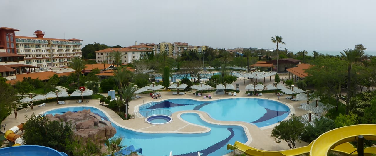 Pool Belconti Resort Hotel
