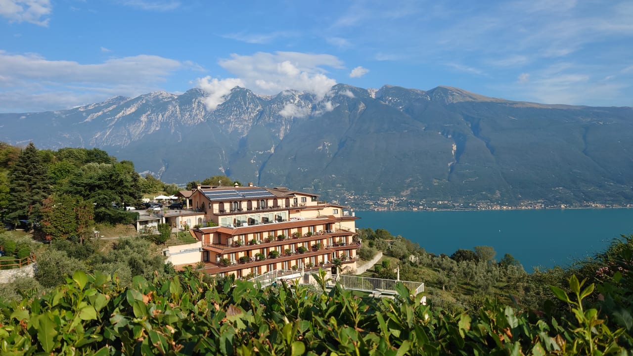 Außenansicht Hotel Zanzanou