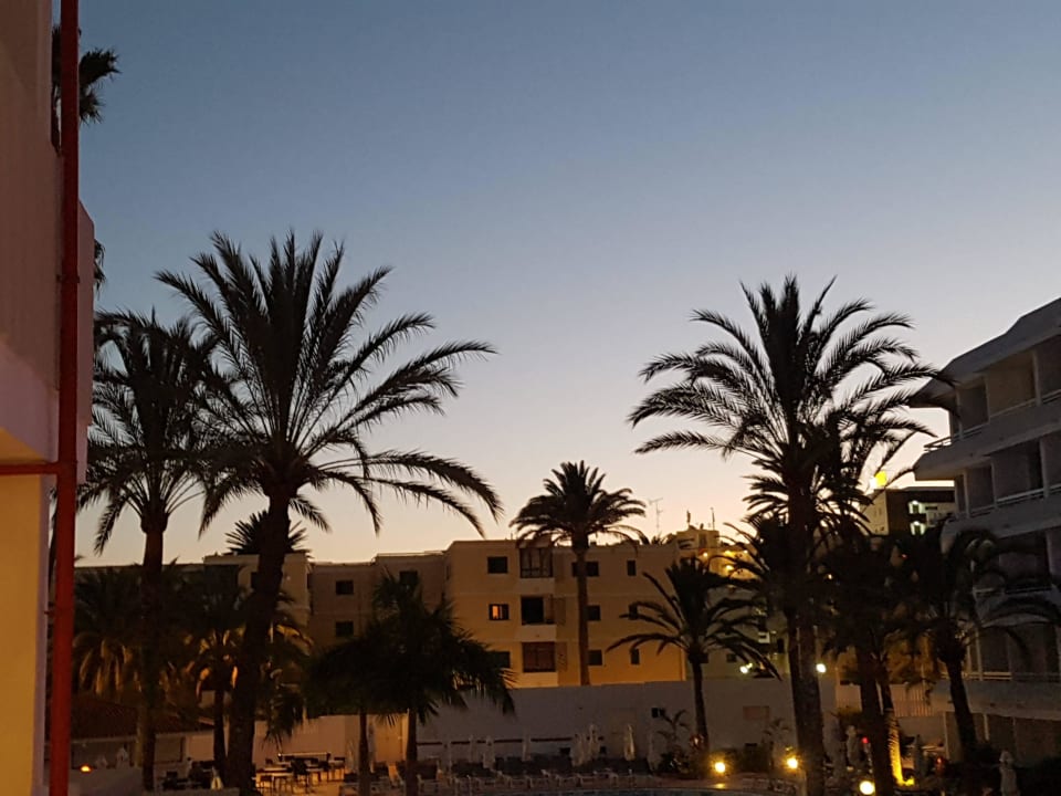 Ausblick zum Pool aus der 2 Etage  alltoura Club Hotel Akeah Broncemar