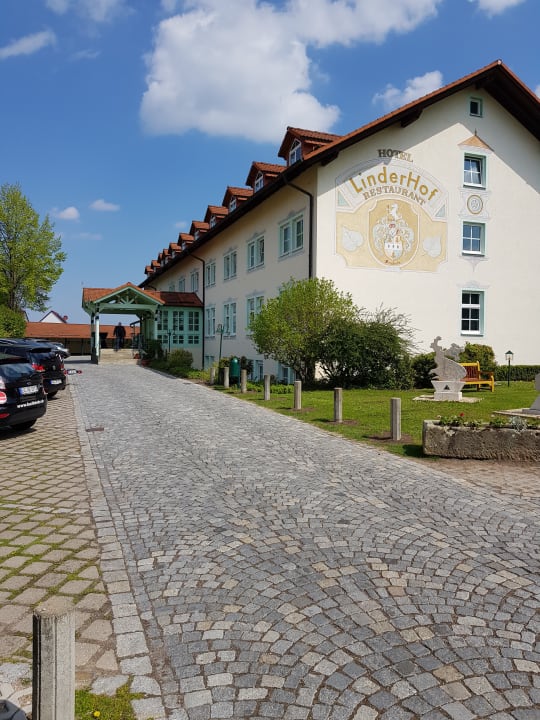Außenansicht Hotel Linderhof