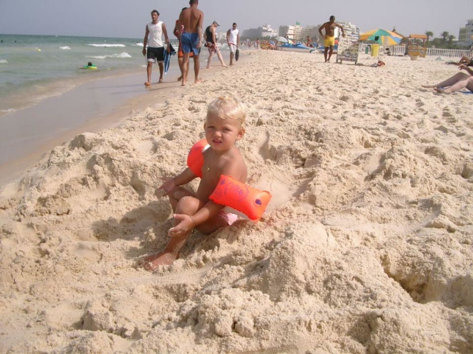 Hotelstrand, für Kinde die weichen Sand lieben... Hotel Marhaba Club