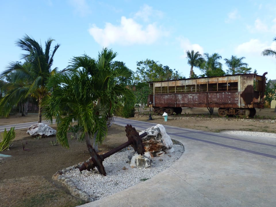 Das Thema Eisenbahn ist allgegenwärtig Hotel Playa Pesquero