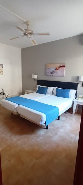 Zimmer SBH Hotel Royal Monica