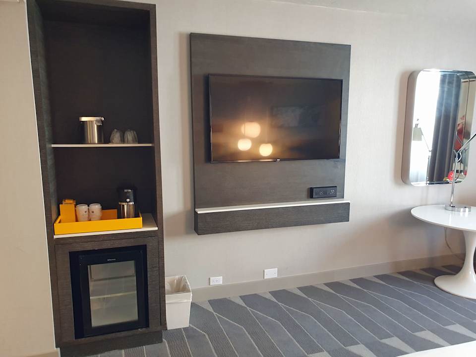 Zimmer Hyatt Regency Los Angeles International Airport