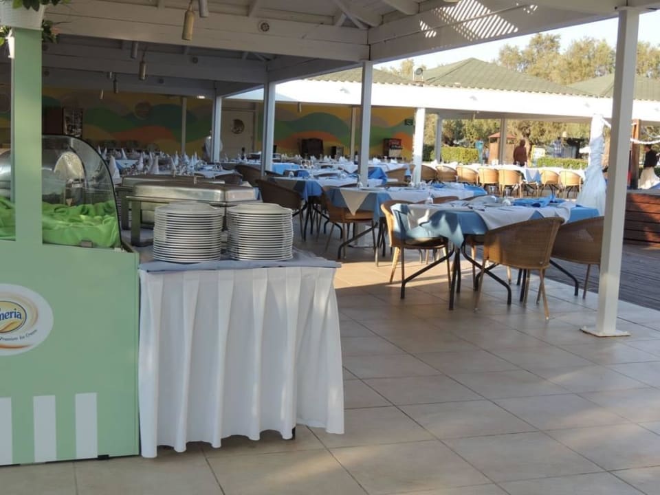 Beach-Bar & Restaurant Grecotel LUXME Dama Dama