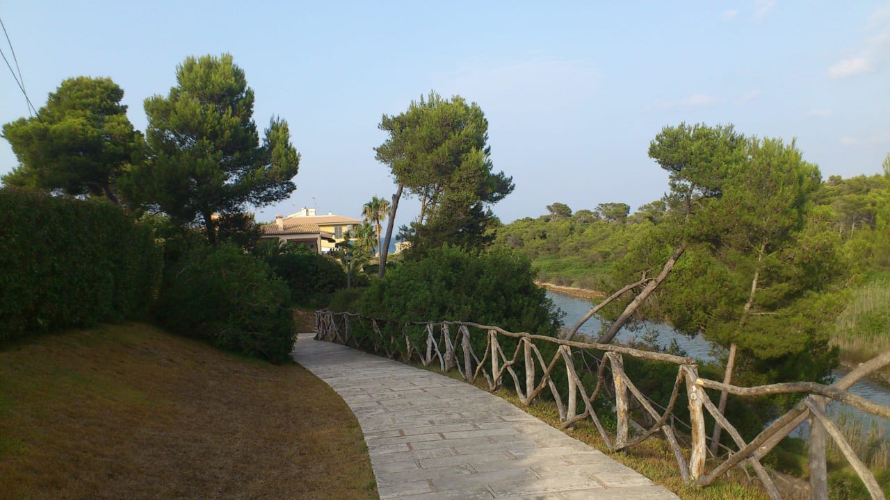 Weg zum Strand Hotel Exagon Park