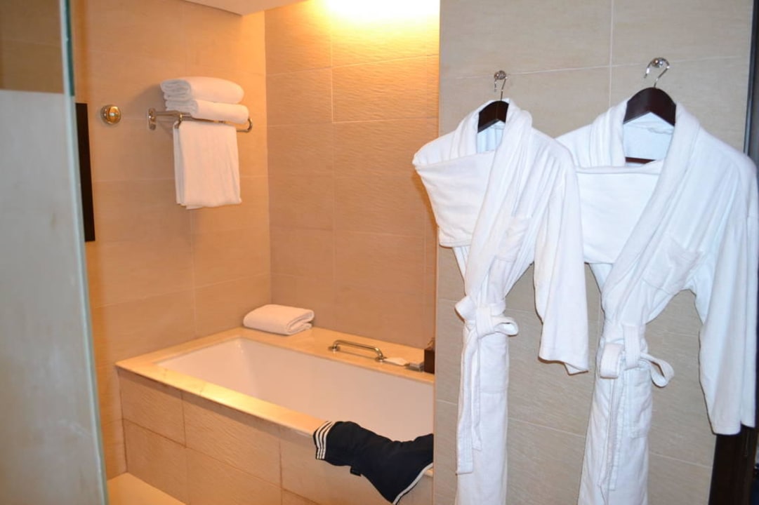 Bad Anantara The Palm Dubai Resort