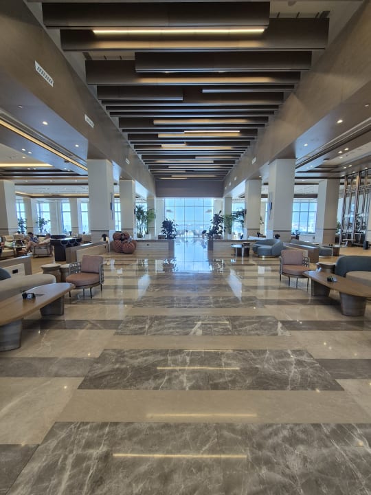 Lobby Anda Barut Collection