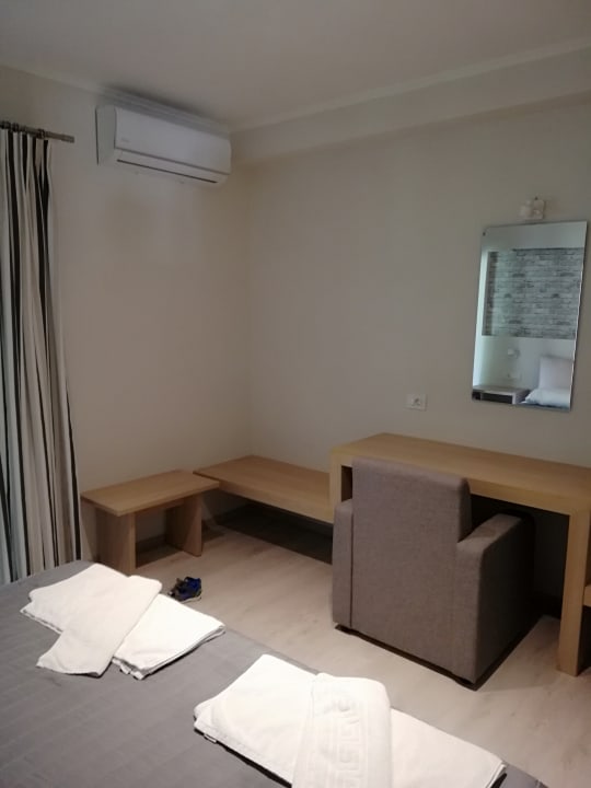 Zimmer Hotel & Apartments Liapades Beach