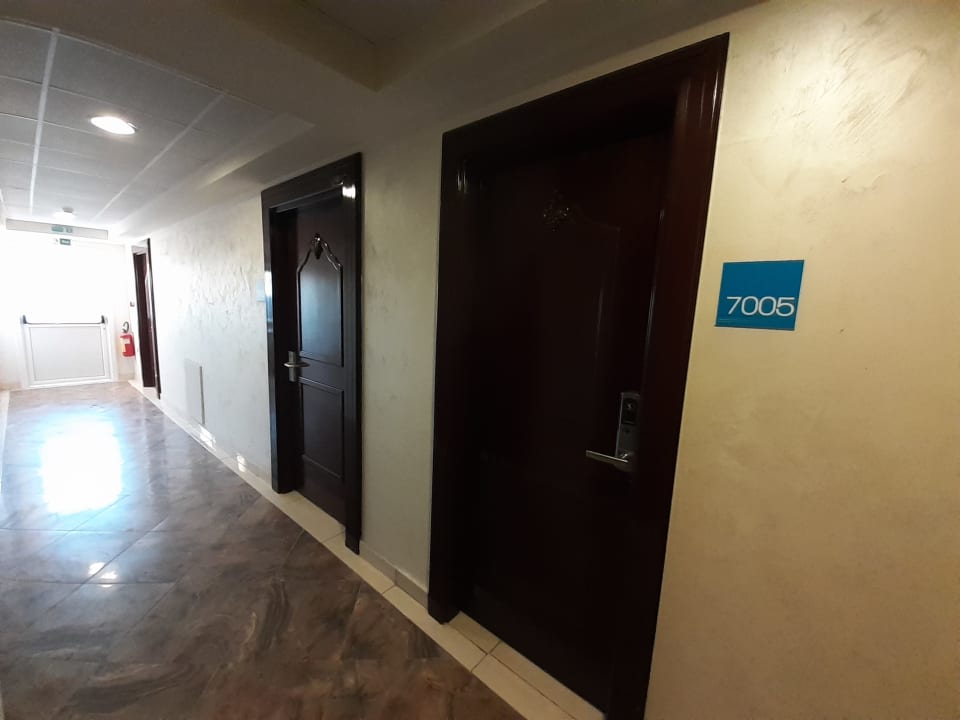 Zimmer Sandy Beach Resort