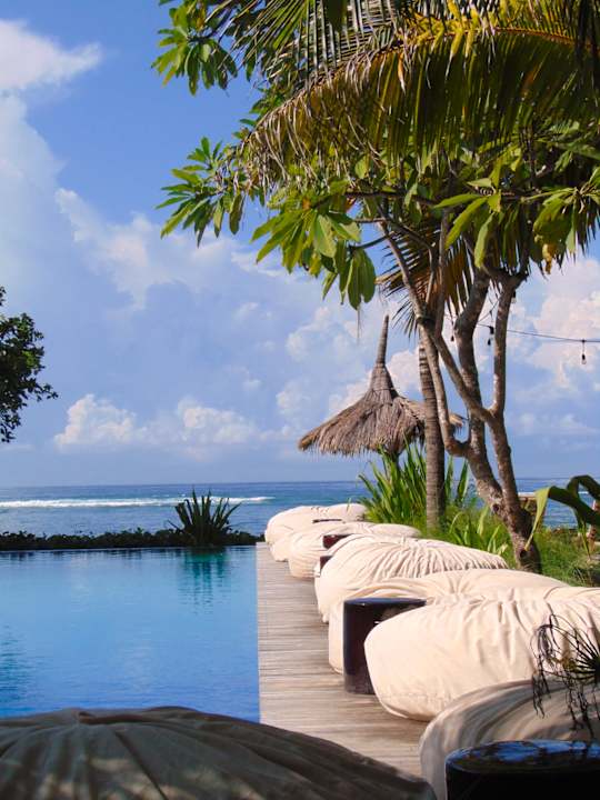 Pool Amber Lombok Beach Resort