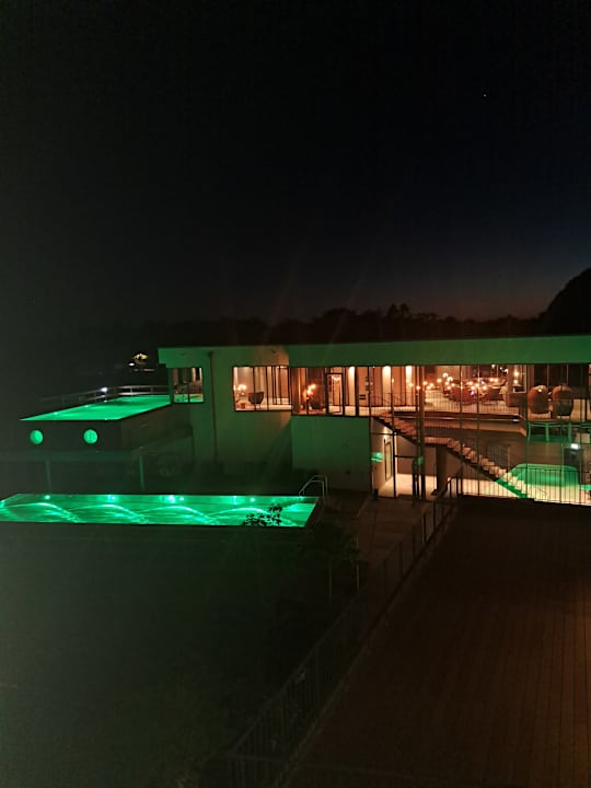 Pool Hotel Holzapfel