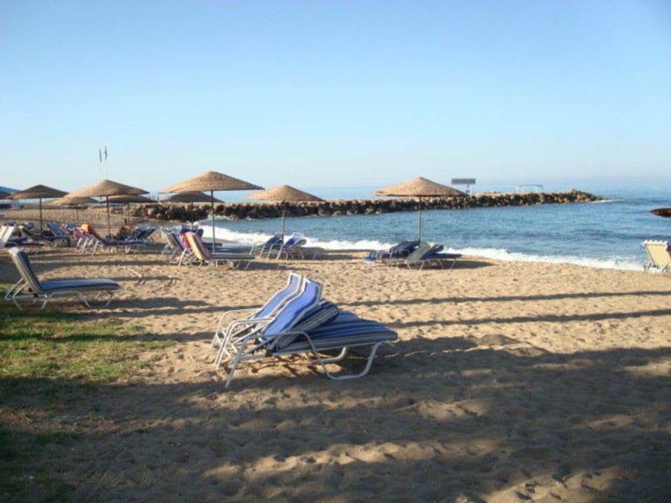 Strand am frühen Morgen Louis Ledra Beach