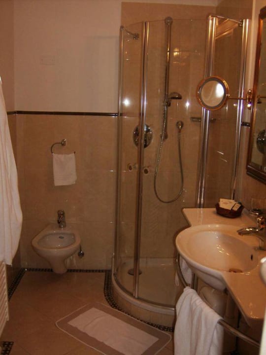 Badezimmer Hotel Ansitz Plantiz