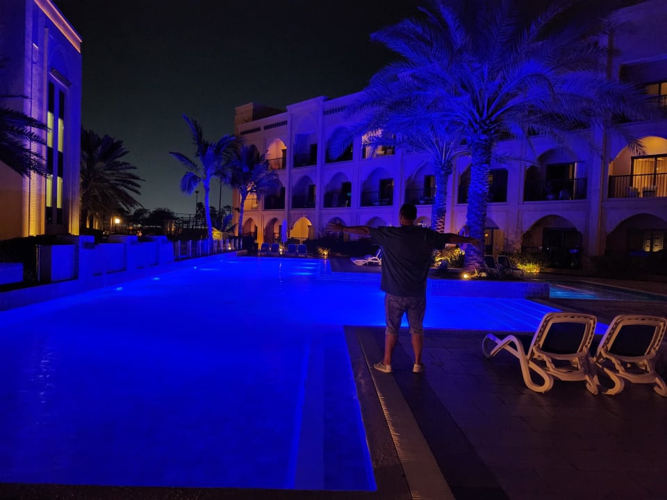 Pool DoubleTree by Hilton Resort & Spa Marjan Island