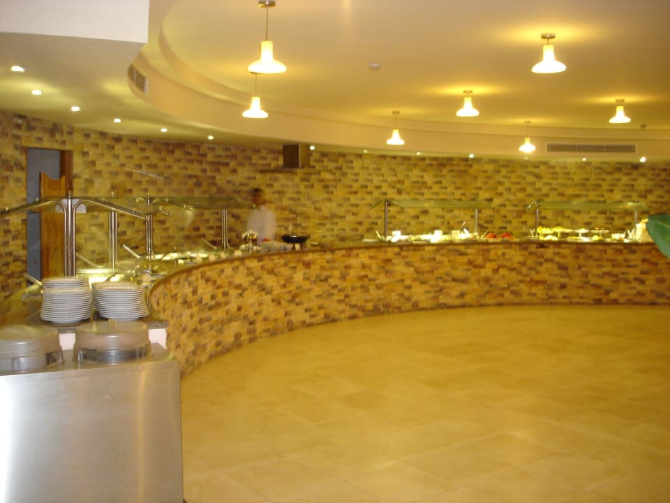 Speisesaal, Blick von den Tischen aus Coral Sun Beach