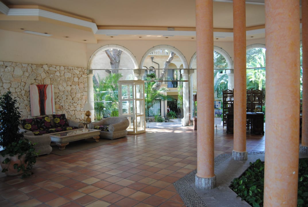 Lobby Lago Garden