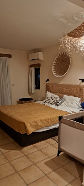 Zimmer Grecotel Casa Paradiso