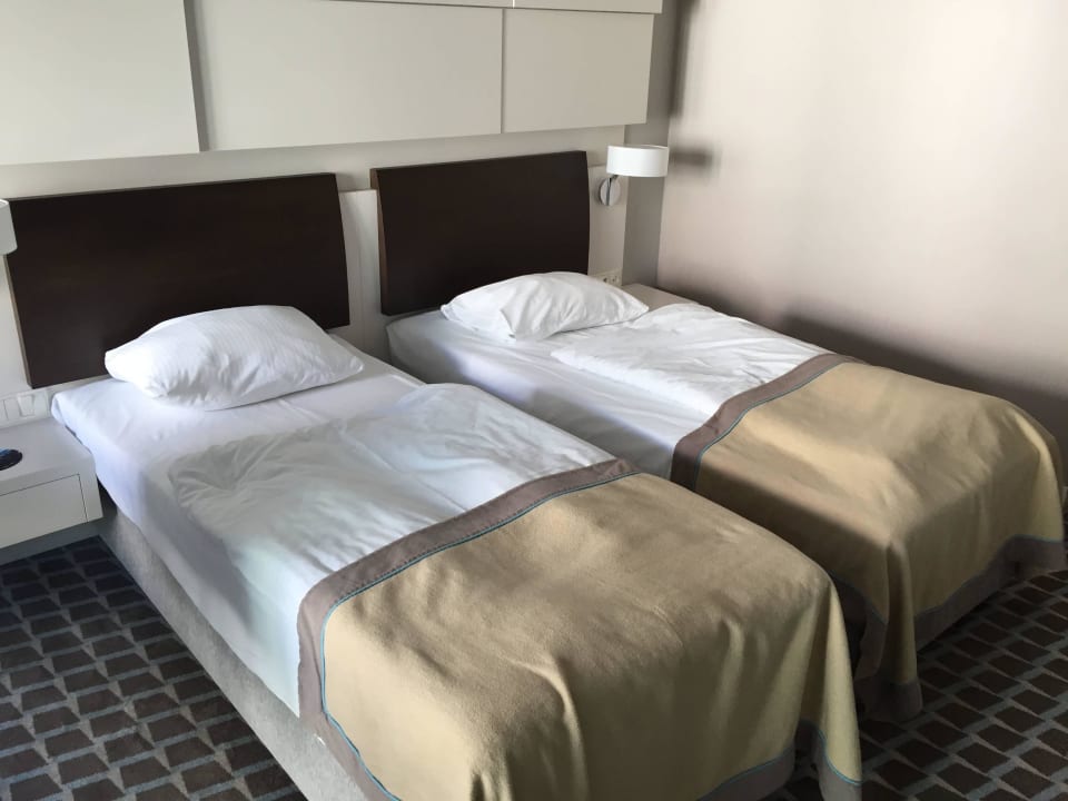 Polnisches Doppelbett  Marine Hotel by Zdrojowa