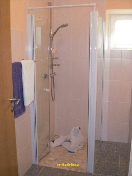 Dusche Ferienwohnungen Correll's  Gästehaus