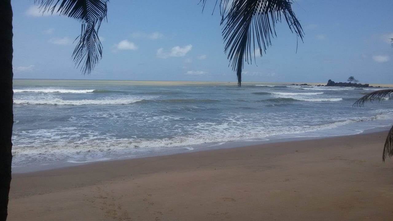 Blick nach Westen Ankobra Beach Resort
