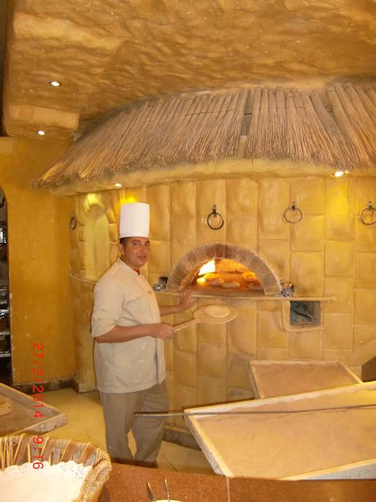 Unser "Brötchenbäcker" Pickalbatros Alf Leila Wa Leila Resort - Neverland Hurghada